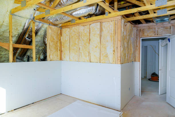 Best Garage Insulation Installation  in Saratoga Springs, NY